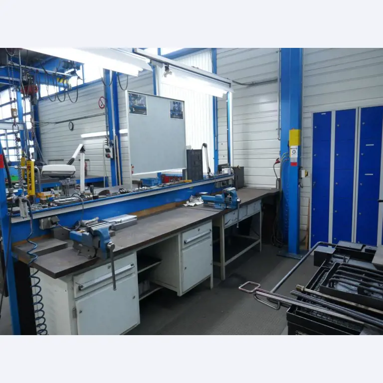 Machines d'un sous-traitant automobile-3