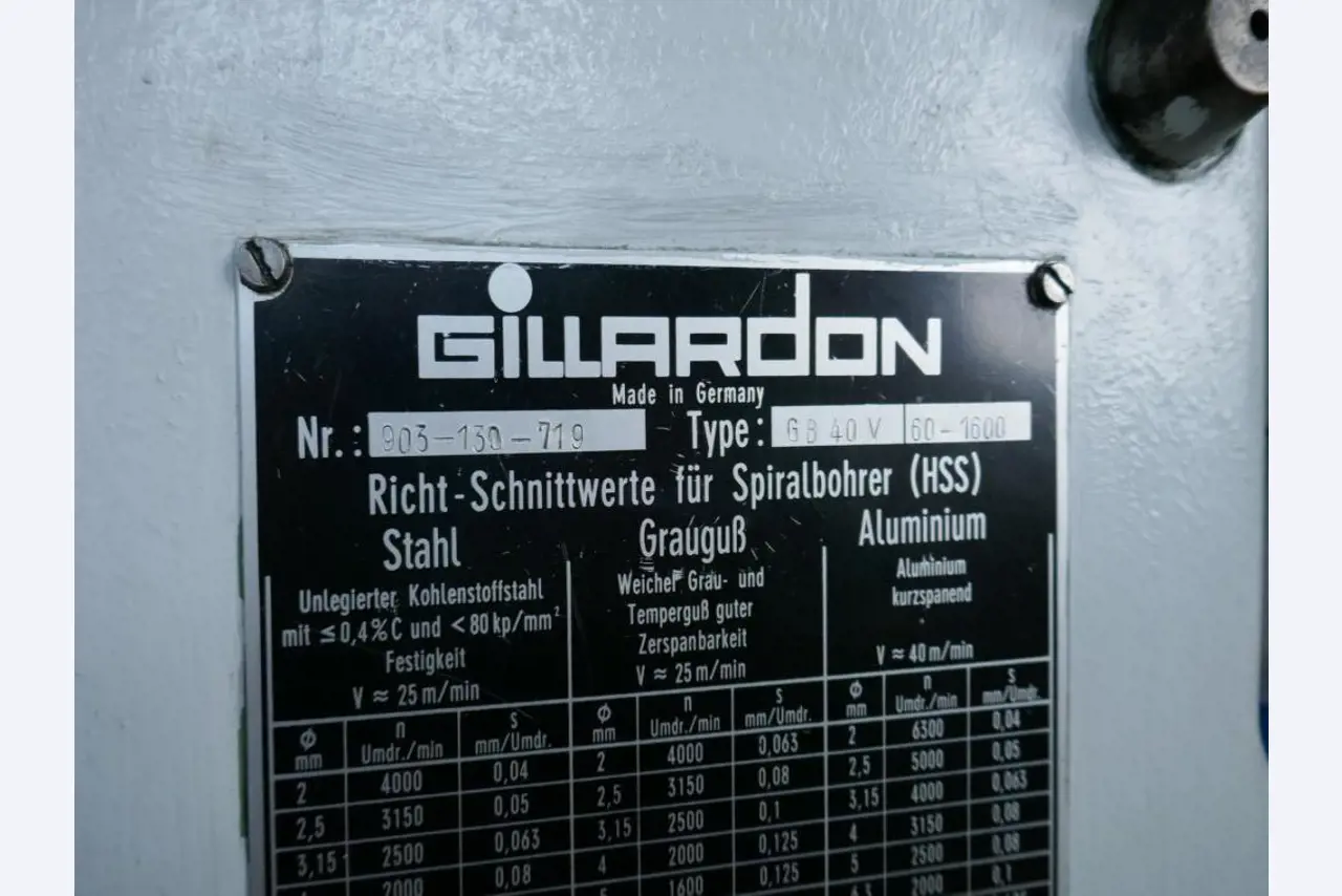 Maschinen eines Automobilzulieferers-2