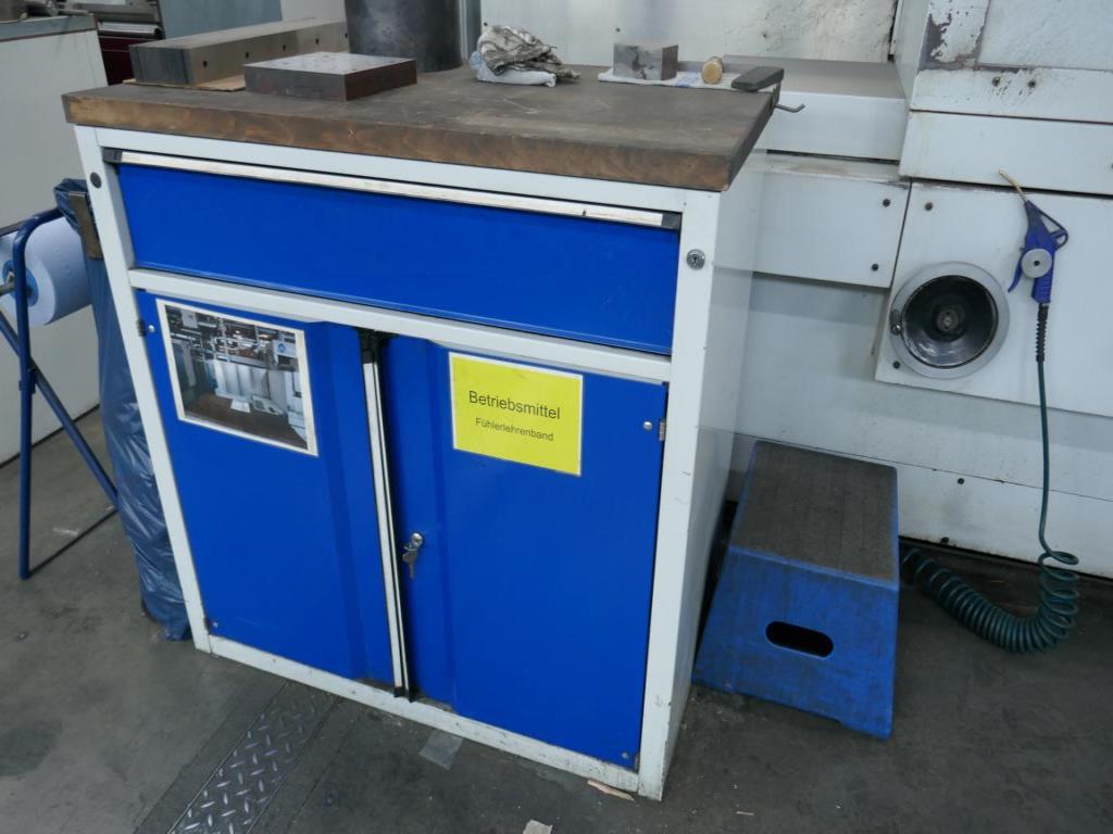 Máquinas de um fornecedor do sector automóvel-7