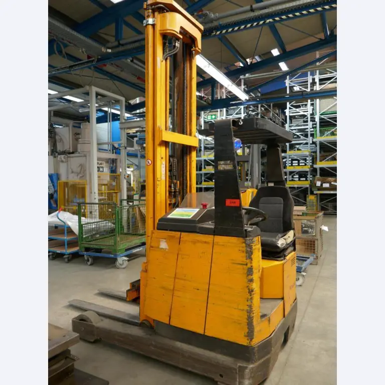 Machines d'un sous-traitant automobile-6