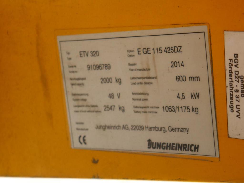 Máquinas de um fornecedor do sector automóvel-6