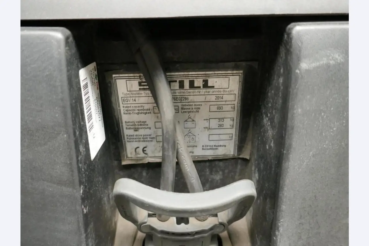 Stroje dodavatele pro automobilový průmysl-3