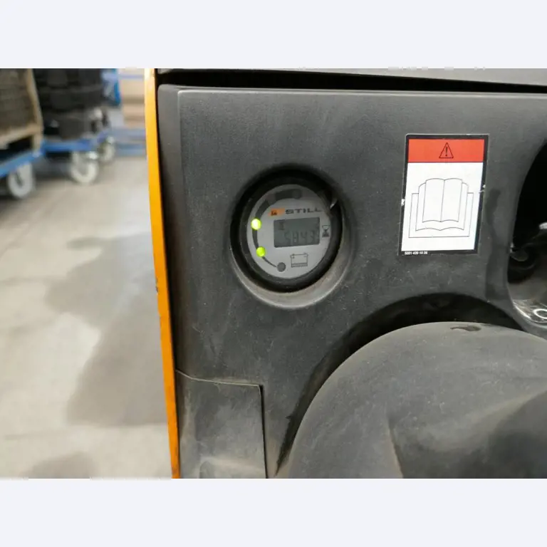 Stroje dodavatele pro automobilový průmysl-7