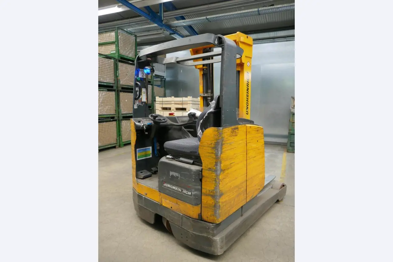 Stroji avtomobilskega dobavitelja-4