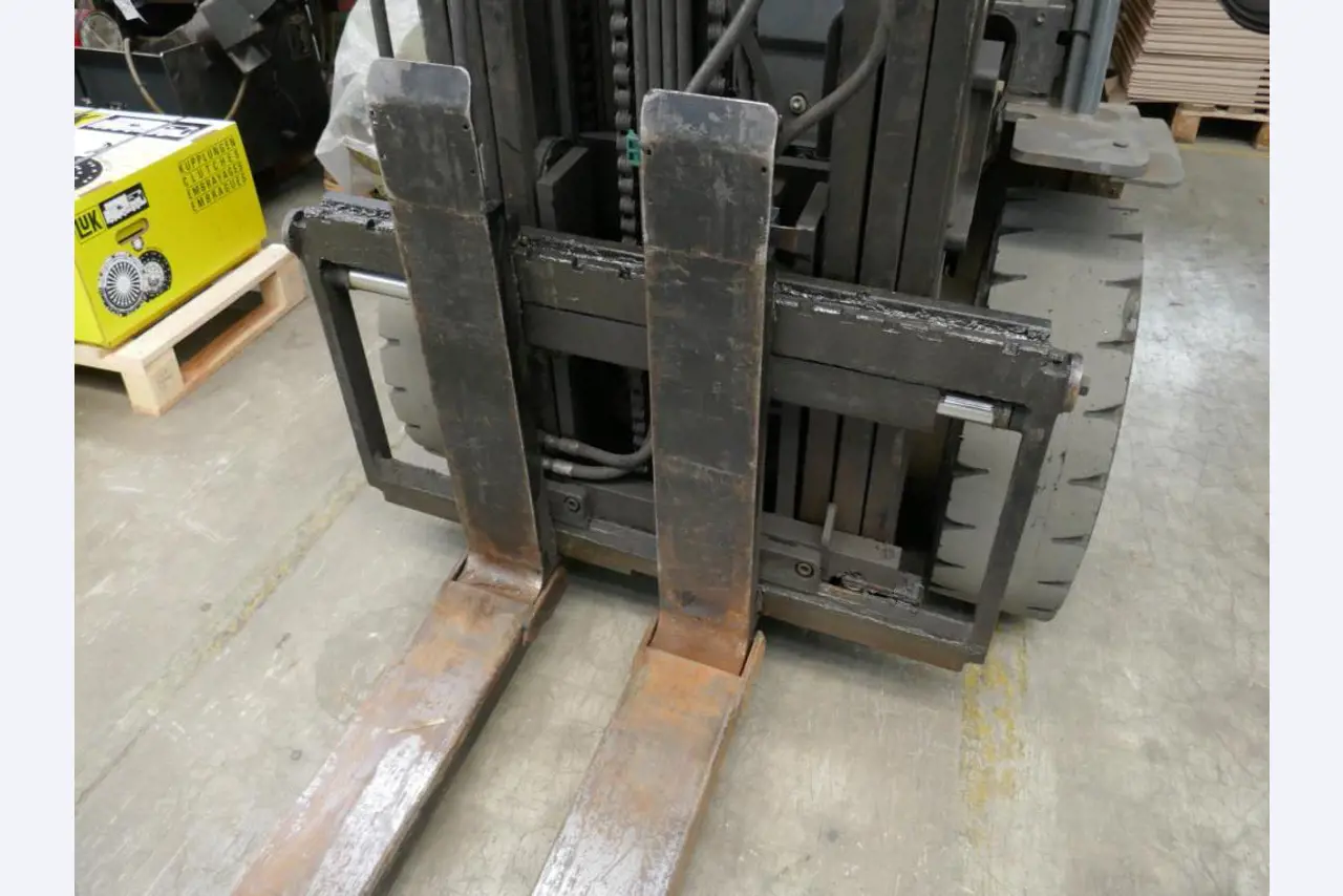 Stroji avtomobilskega dobavitelja-3