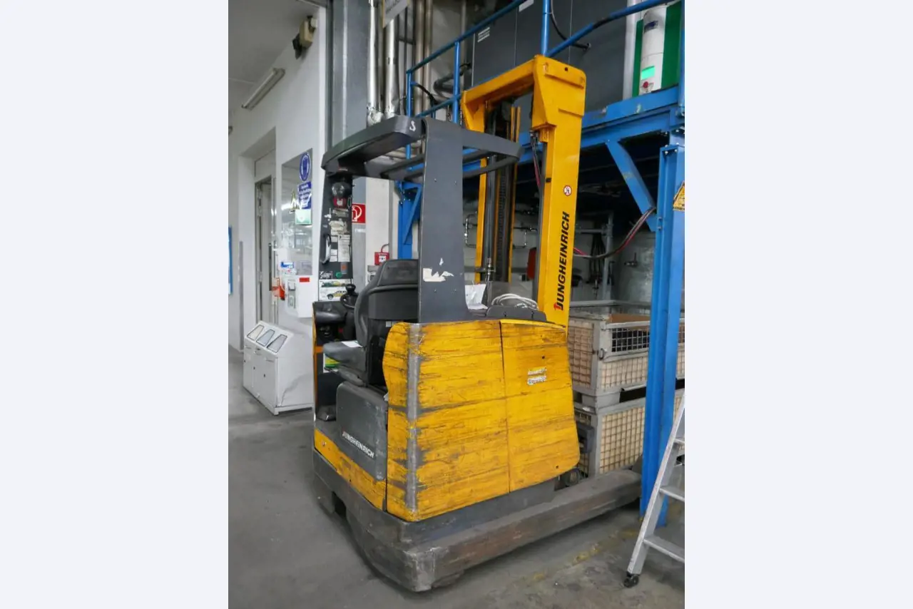 Machines d'un sous-traitant automobile-3