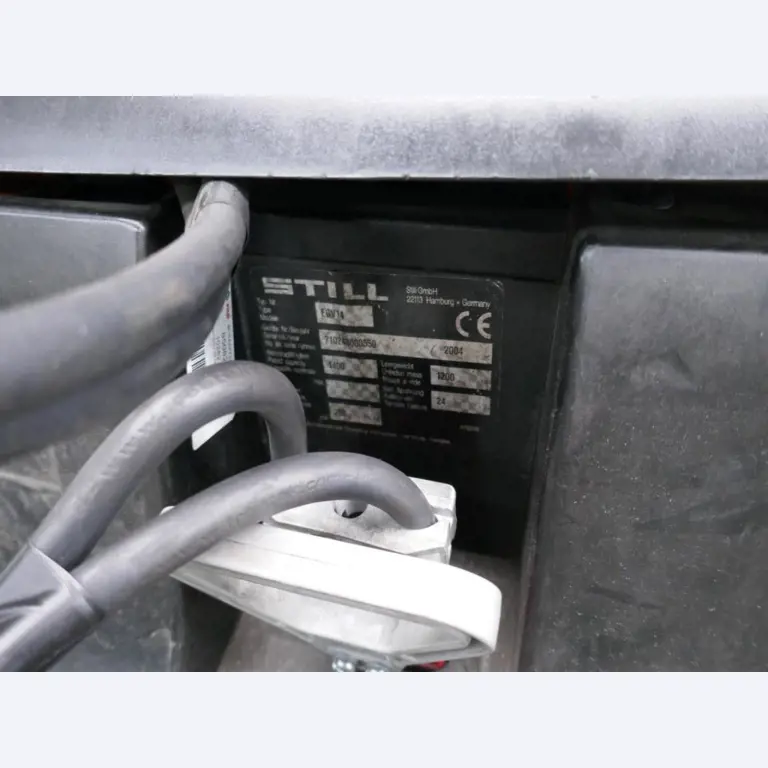 Stroje dodavatele pro automobilový průmysl-2