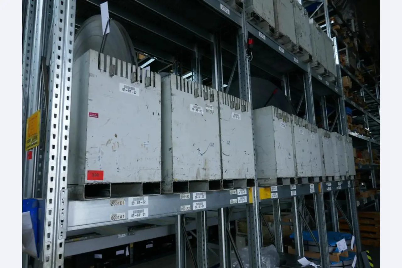 Machines d'un sous-traitant automobile-1