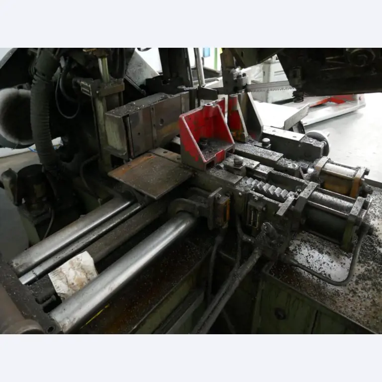 Máquinas de un proveedor de automoción-5