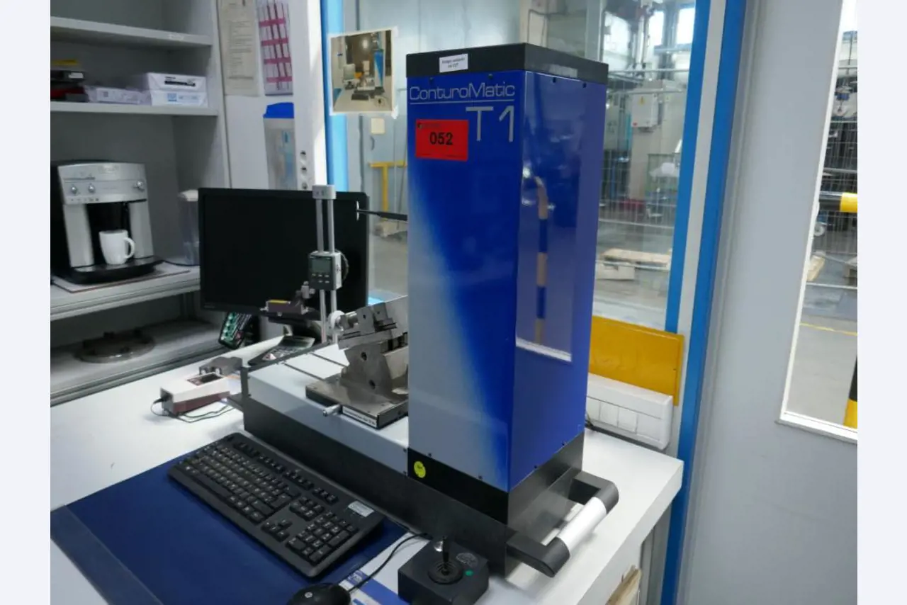 Maschinen eines Automobilzulieferers-2