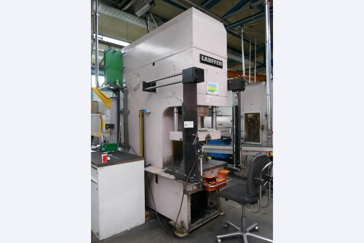 Machines of an automotive supplier-4