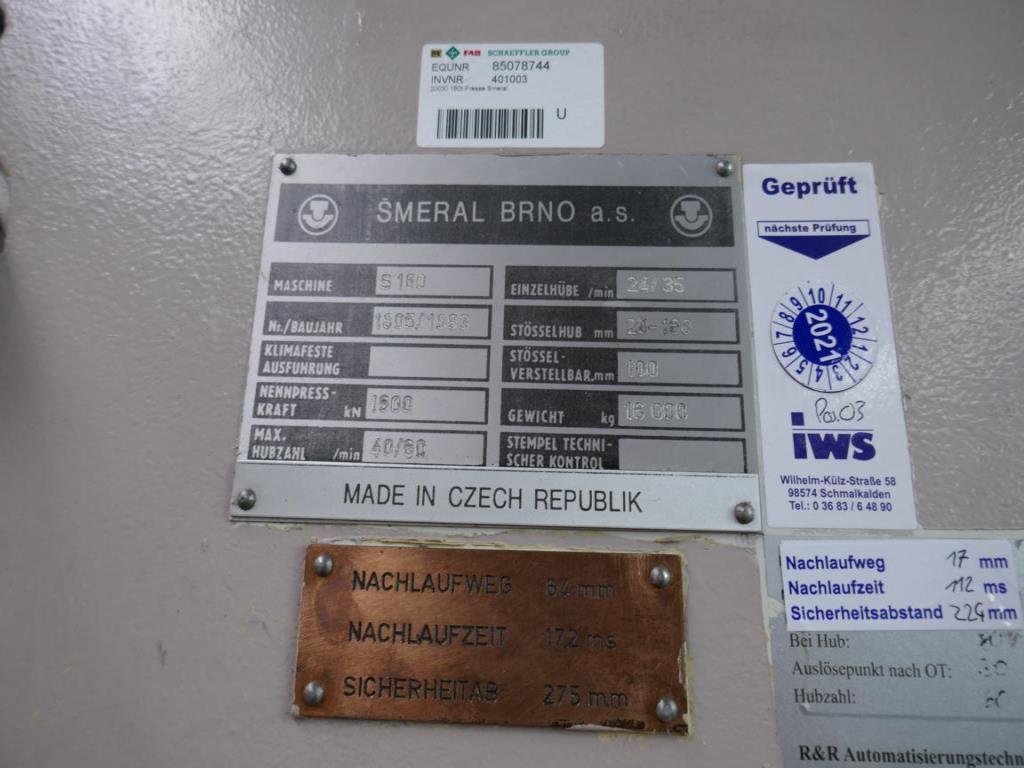 Máquinas de um fornecedor do sector automóvel-2