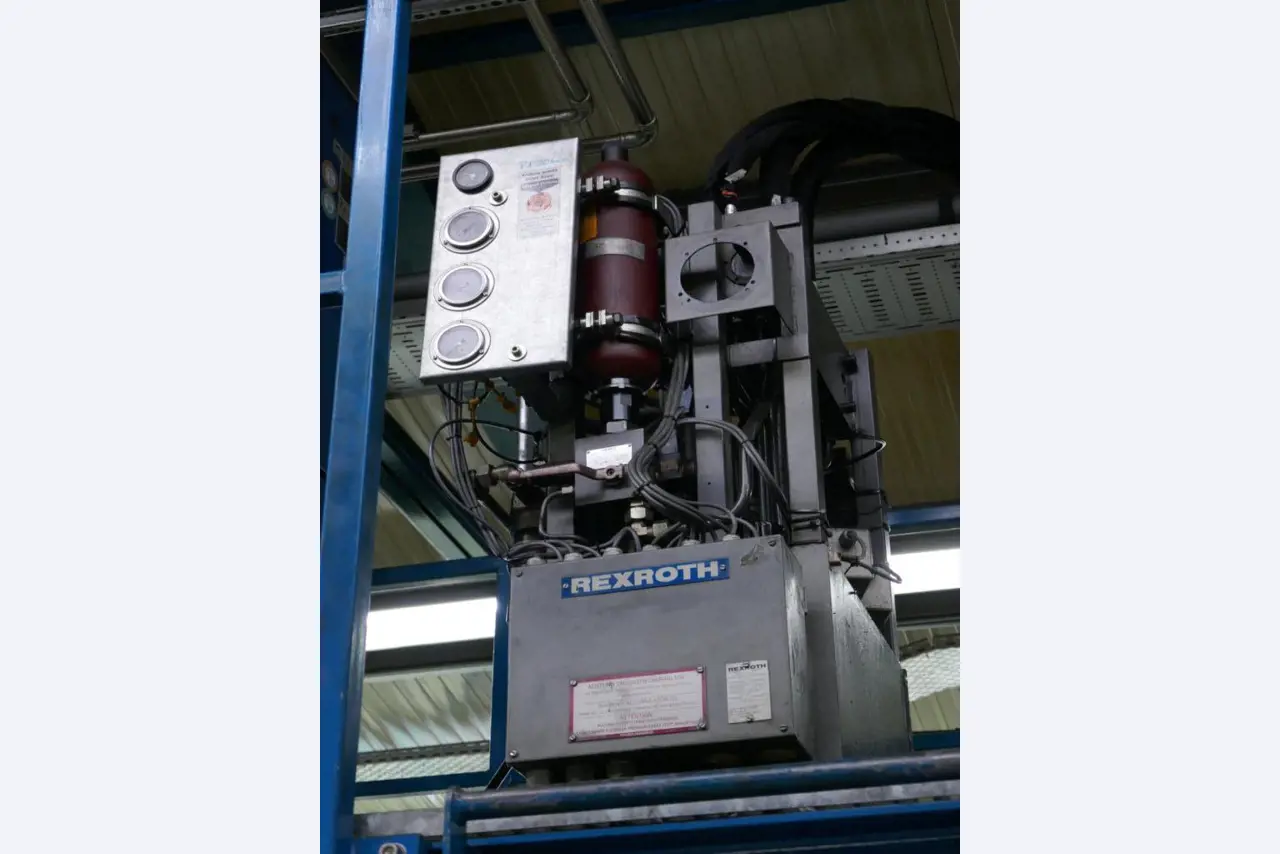 Maschinen eines Automobilzulieferers-6