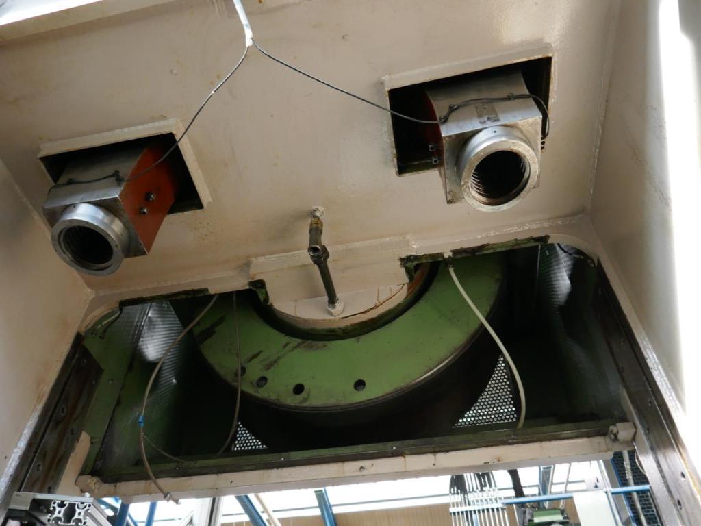 Máquinas de um fornecedor do sector automóvel-12