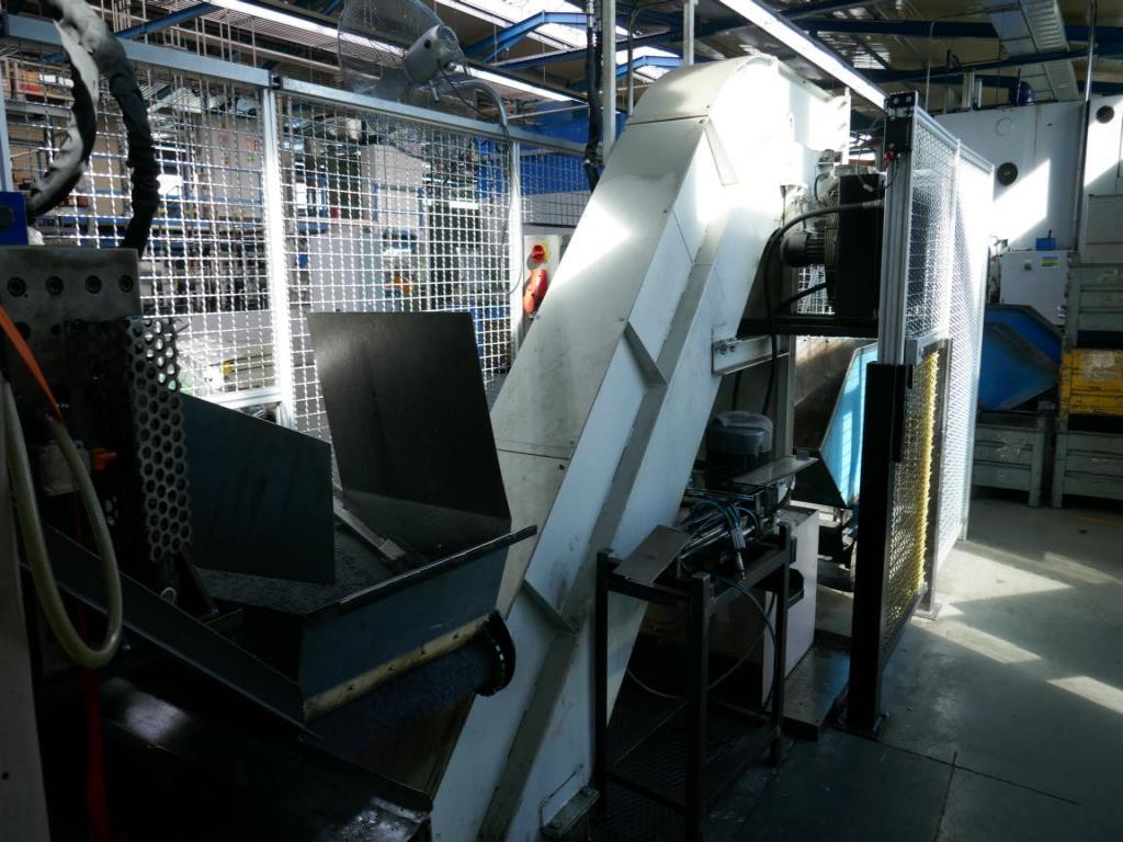 Máquinas de um fornecedor do sector automóvel-13