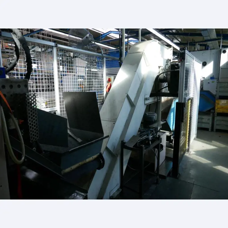 Maschinen eines Automobilzulieferers-13