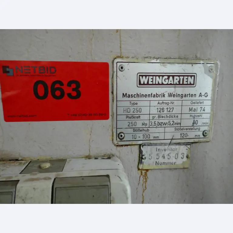 Maschinen eines Automobilzulieferers-2