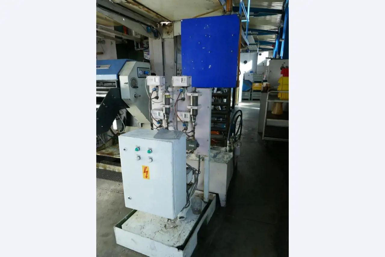 Maschinen eines Automobilzulieferers-1