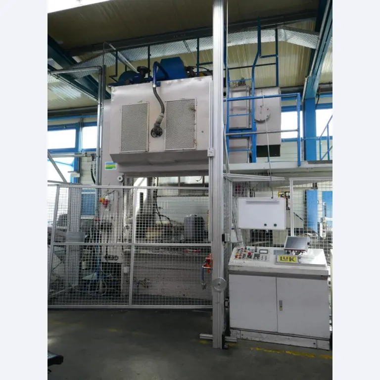 Maschinen eines Automobilzulieferers-9