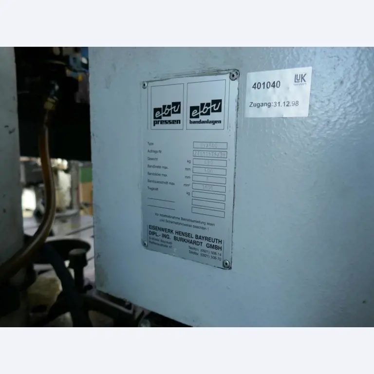 Machines d'un sous-traitant automobile-11