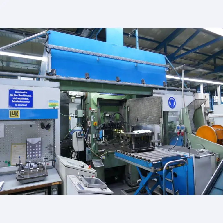 Máquinas de un proveedor de automoción-4