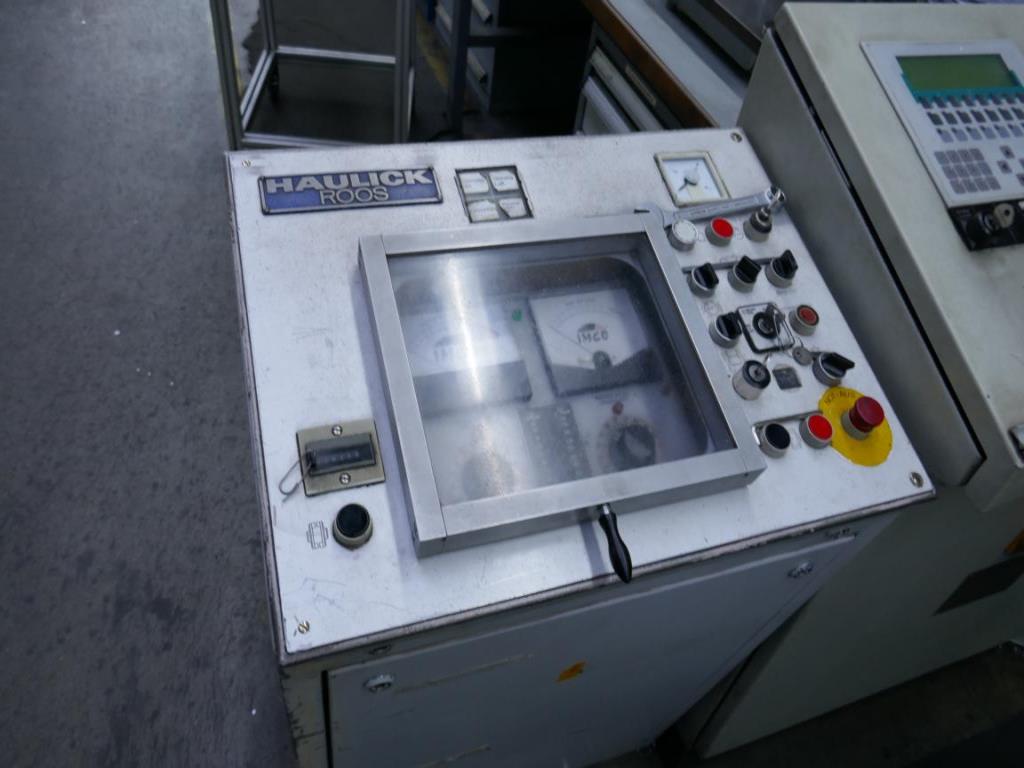 Máquinas de um fornecedor do sector automóvel-7