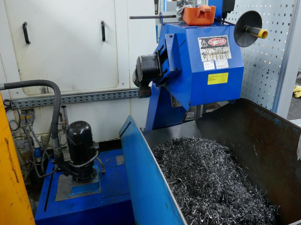 Máquinas de um fornecedor do sector automóvel-9