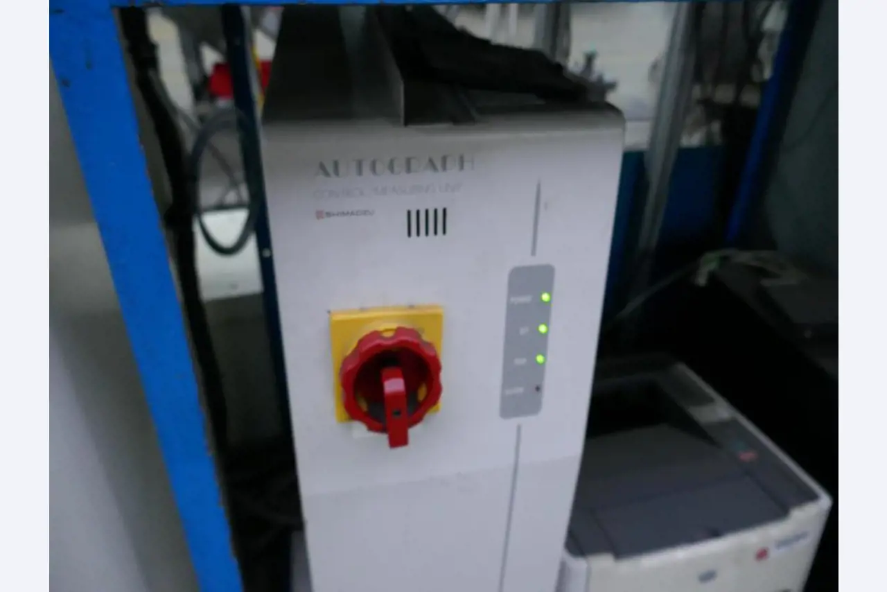 Machines d'un sous-traitant automobile-3