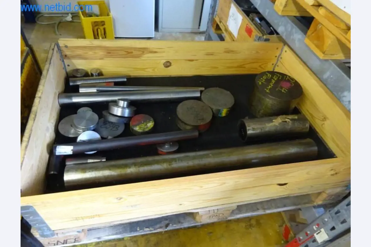 Stroje na výrobu forem-2