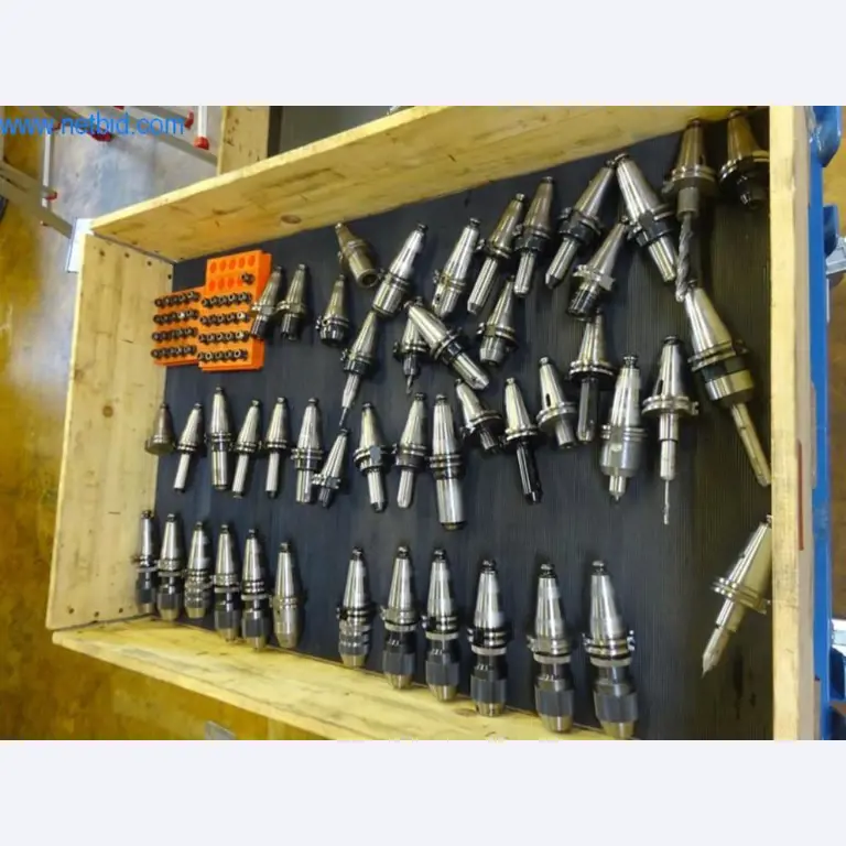 Stroje na výrobu forem-1