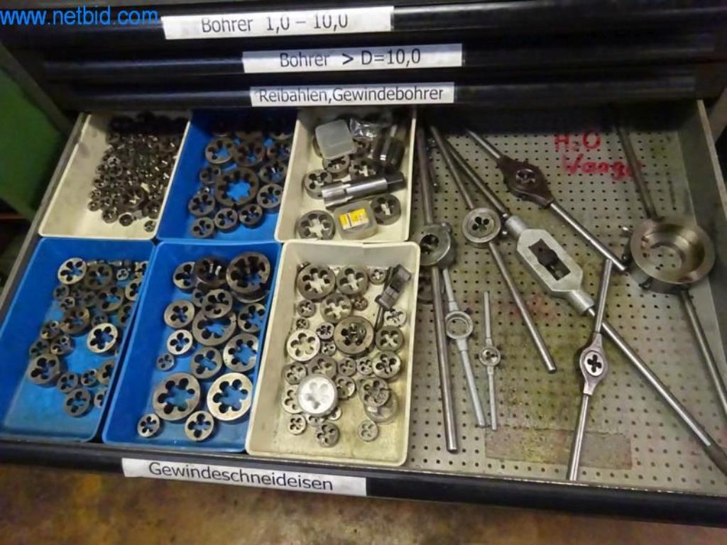 Maszyny do produkcji form-8