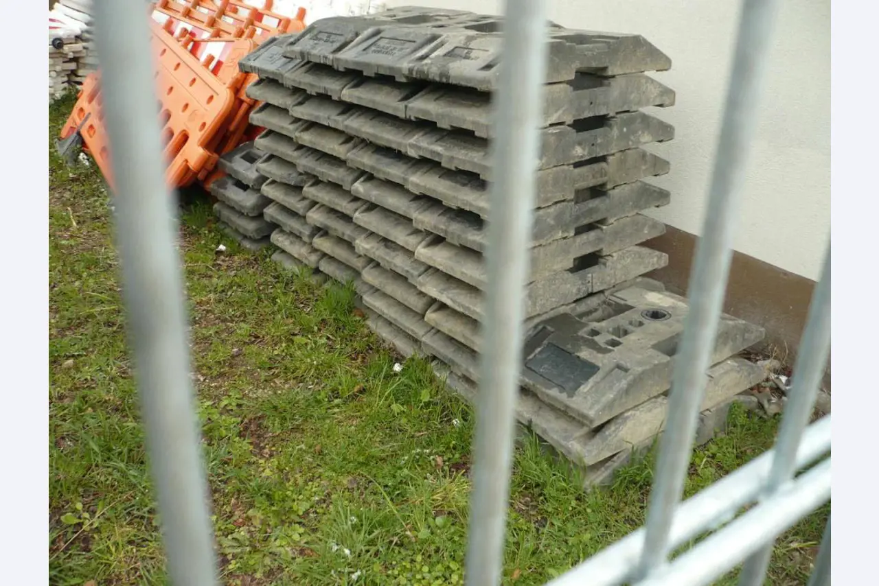 Przyczepa do transportu kabli-2