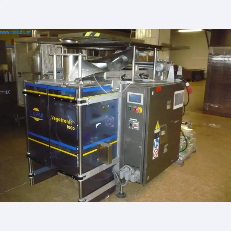 Bäckereimaschinen einer Großbäckerei-1