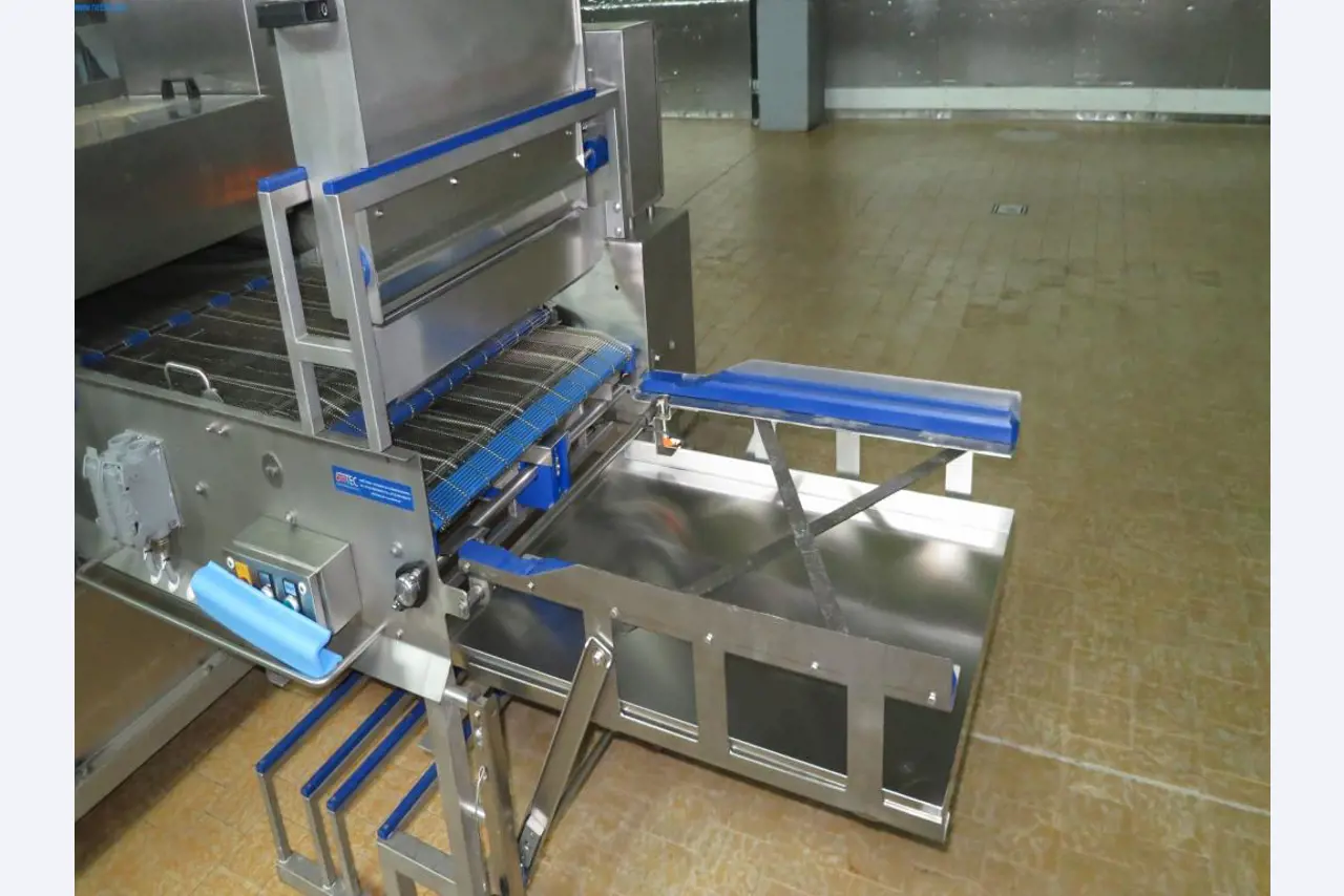 Bakery machines of a large bakery -5