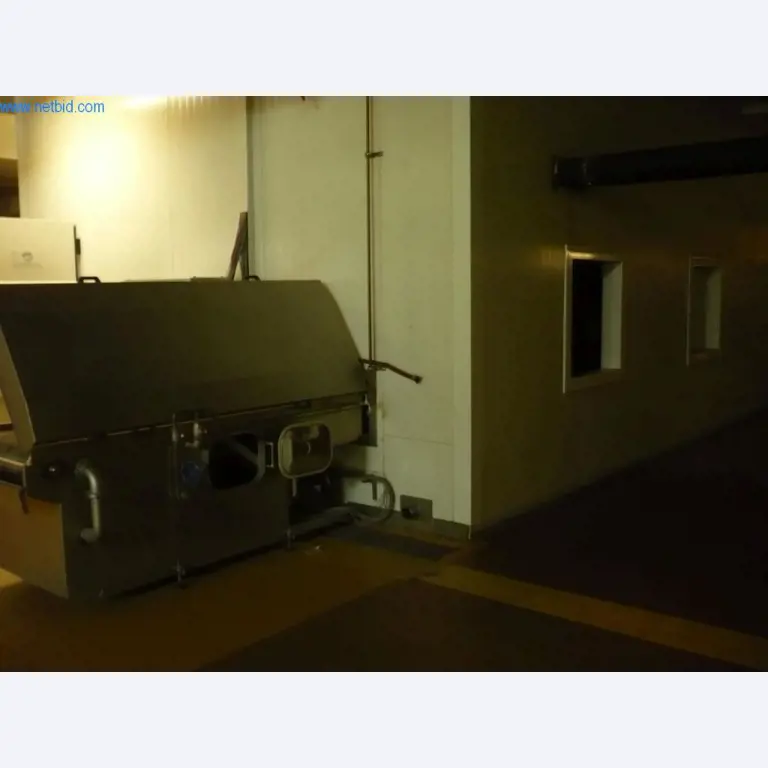 Máquinas de panadería en una gran panadería-2