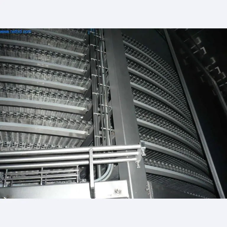 Máquinas de panadería en una gran panadería-3