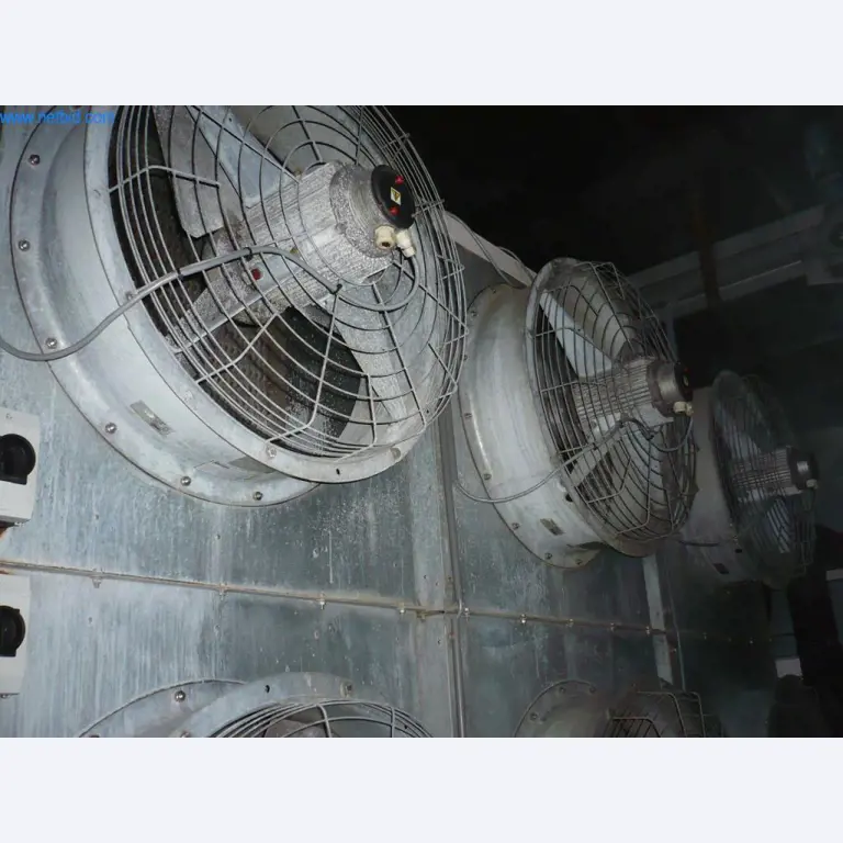 Máquinas de panadería en una gran panadería-6