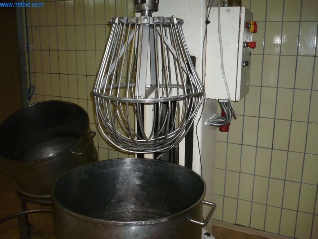 Bäckereimaschinen einer Großbäckerei-2