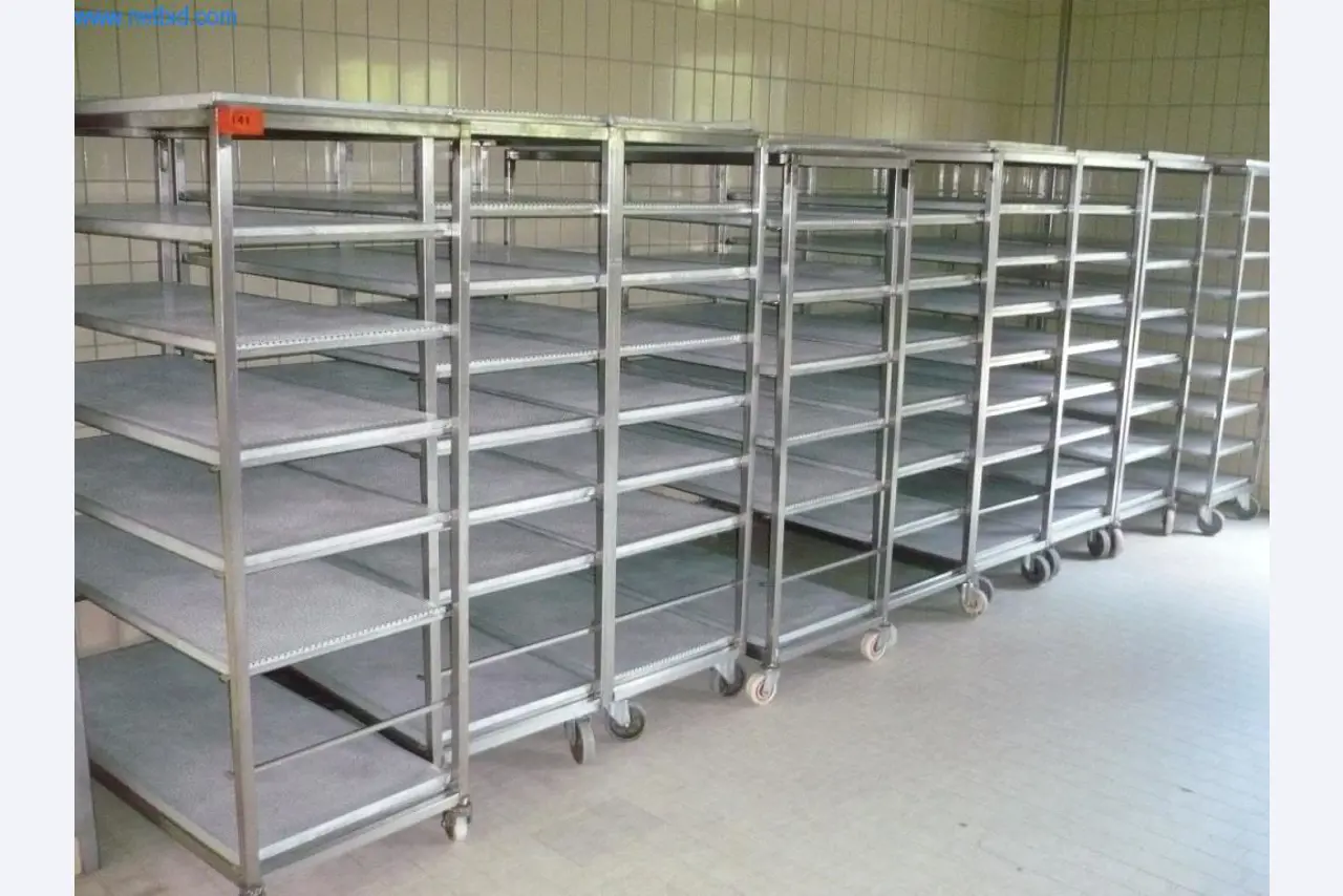 Machines de boulangerie d'une grande boulangerie-1