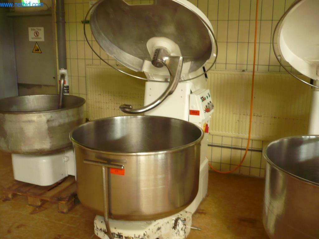 Bakery machines of a large bakery -1