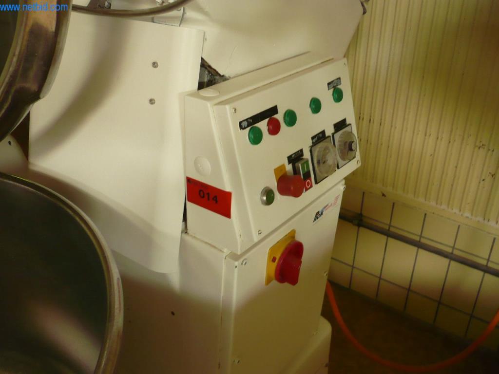 Bakery machines of a large bakery -2