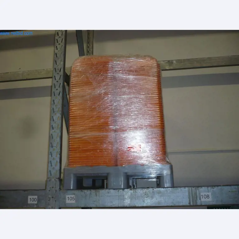 Máquinas de padaria numa grande padaria-2