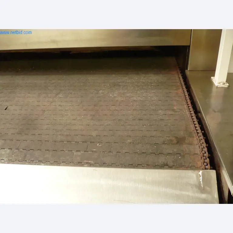 Máquinas de panadería en una gran panadería-5