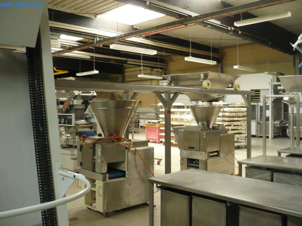 Bakery machines of a large bakery -2