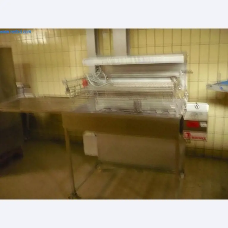 Máquinas de padaria numa grande padaria-1