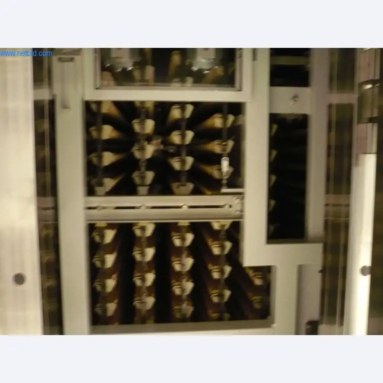 Bäckereimaschinen einer Großbäckerei-11