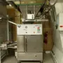 thumbnail-Bakkerijmachines in een grote bakkerij-1