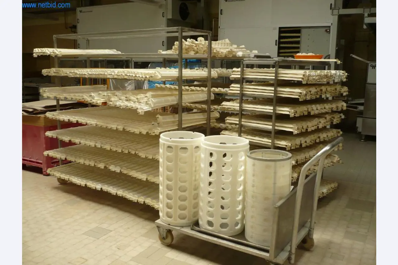 Bäckereimaschinen einer Großbäckerei-5