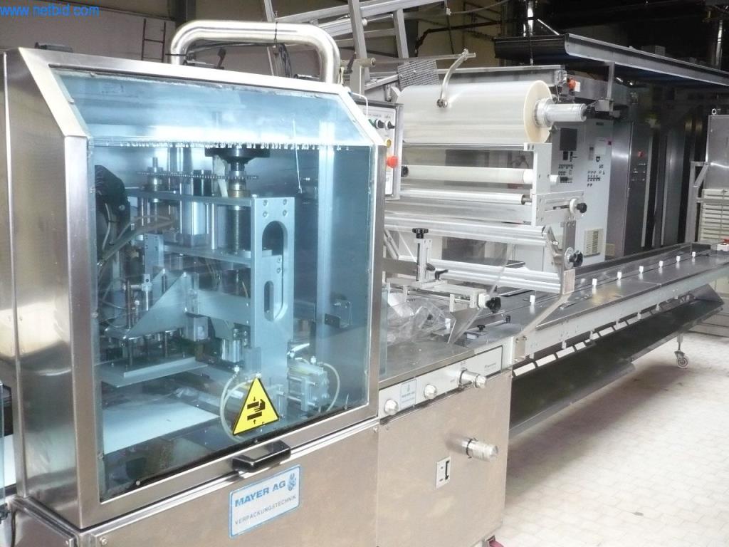 Máquinas de panadería en una gran panadería-2