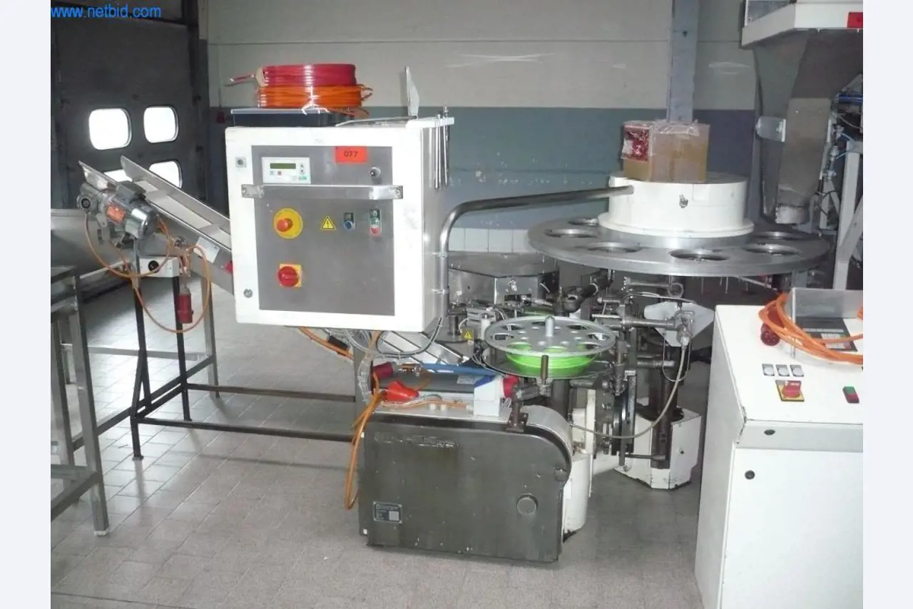 Máquinas de panadería en una gran panadería-1